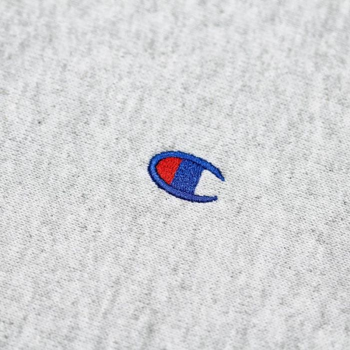 Champion Logo Sweatshirt. Grey Melange